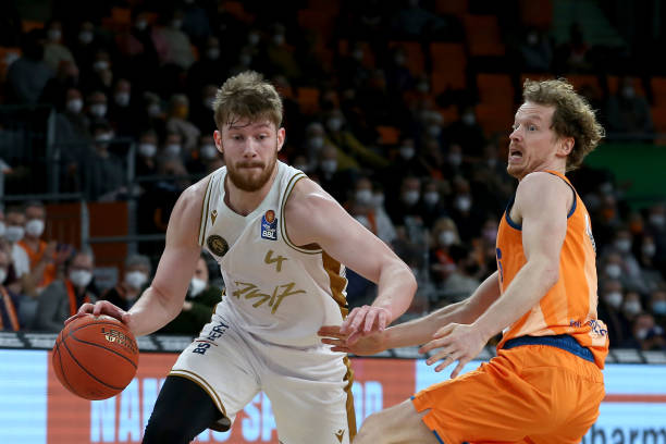 键进攻上显 键进攻上显